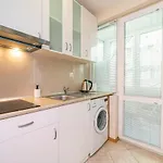 Apartamento & *