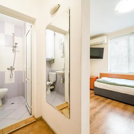 Apartment & *